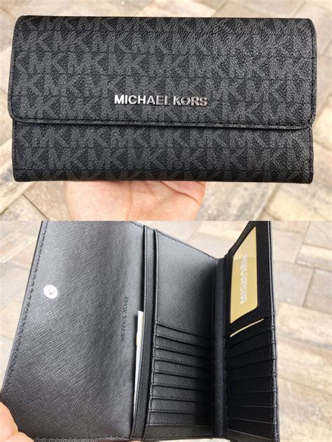 michael kors jet set men's logo billfold wallet|michael kors oversized wallet.